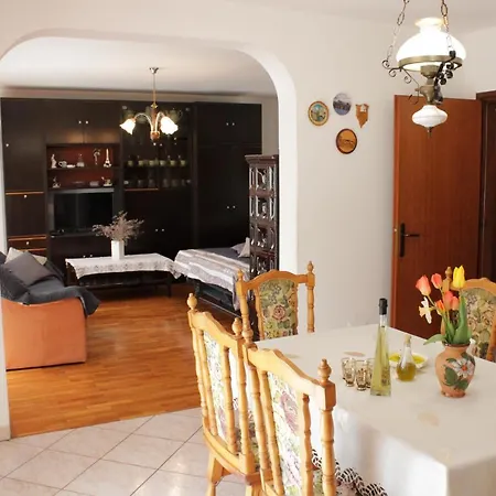 Paganor Apartament *